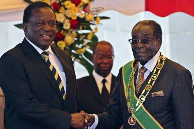 Mnangagwa-Mugabe-Shakehands.jpg