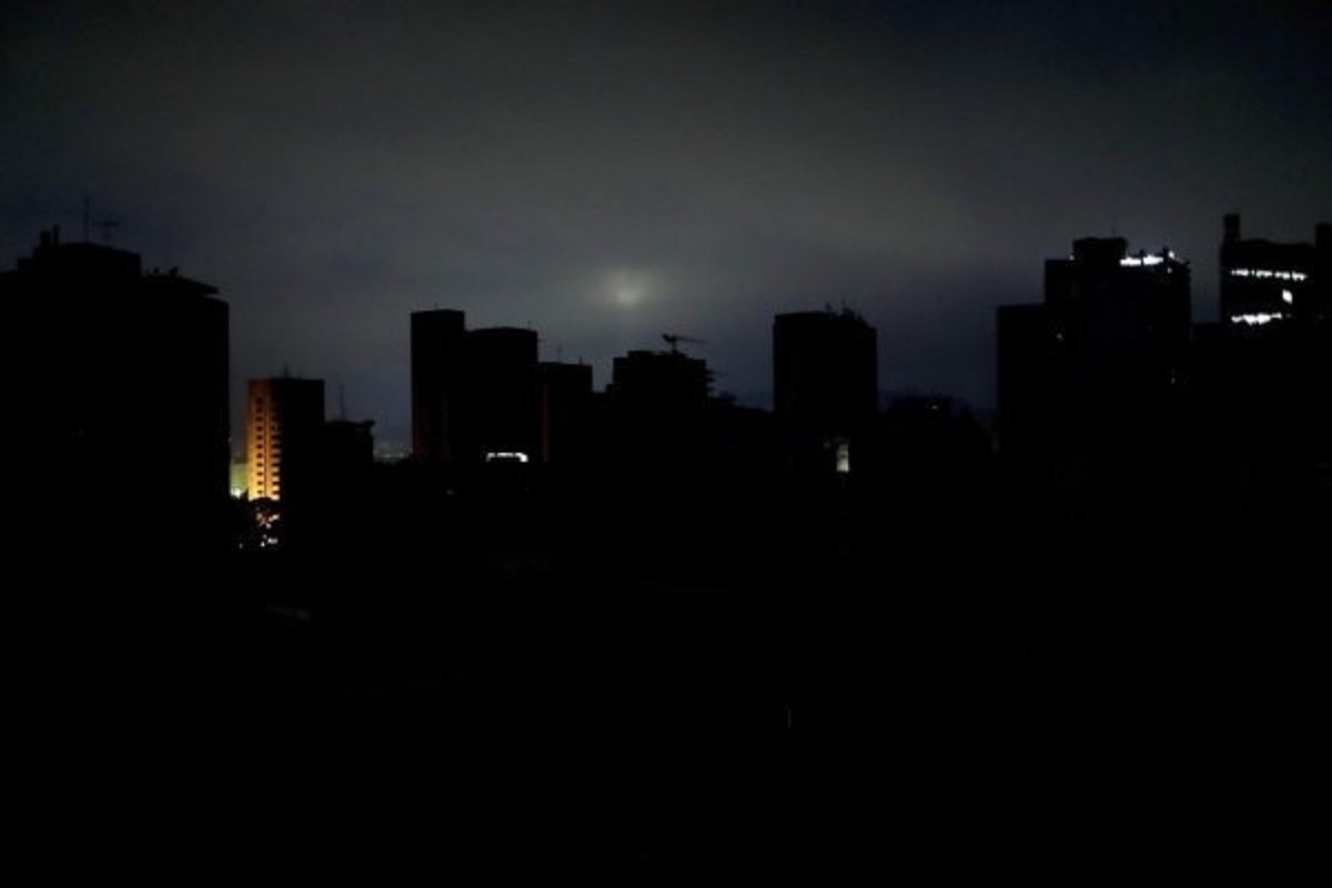 ZESA Generating 951 MW Of Electricity Against Demand Of 2 200MW